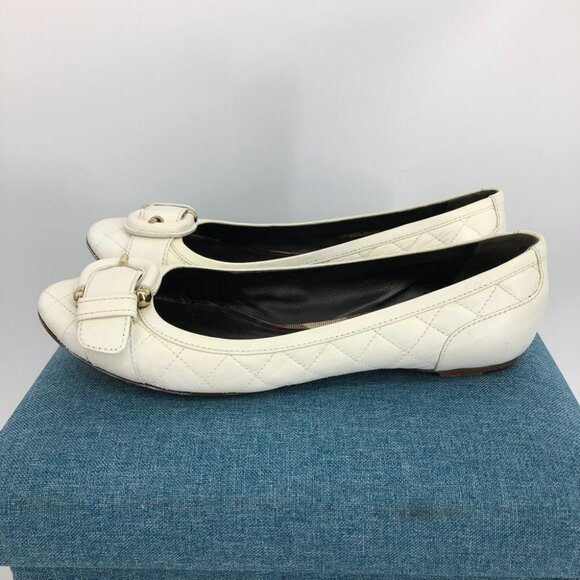 Burberry Off-White Leather Quilted "Stirrup" Buckle Ballet Flats size 39  = 8 - Picture 2 of 13